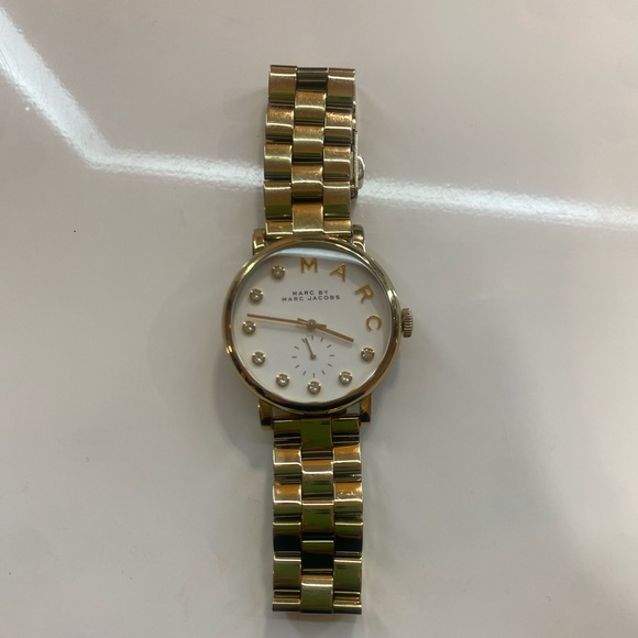 Gently used Marc Jacob’s Watch - Picture 3 of 10